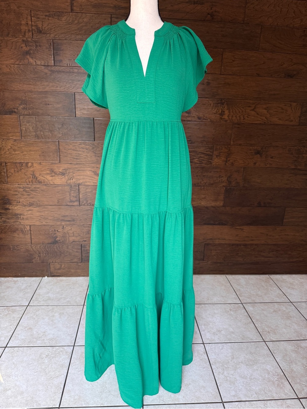 Calvin Klein Emerald Green Tiered Maxi Dress with Flutter Sleeves